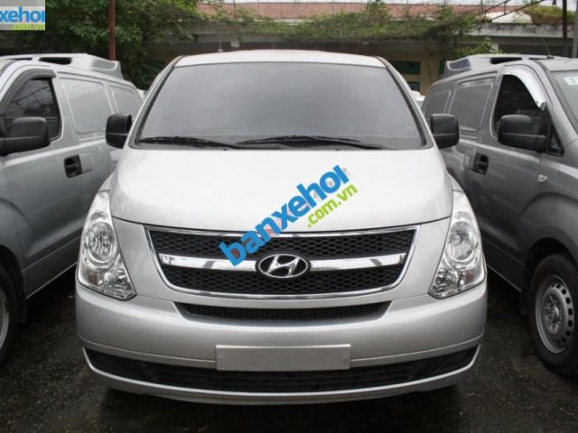 Xe Hyundai Starex CVX 2010