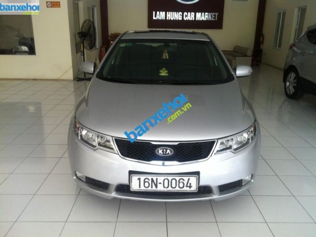 Xe Kia Forte SLI 2009