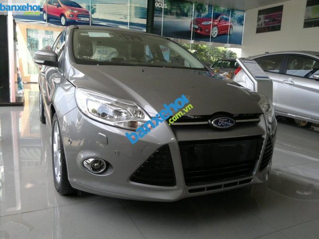 Xe Ford Focus  2014