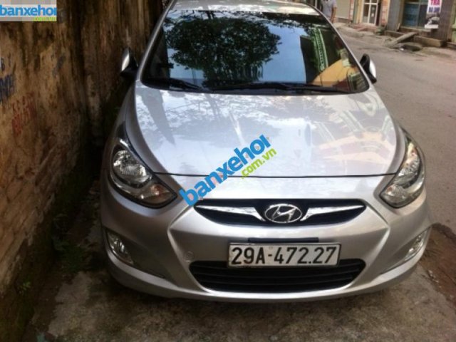 Xe Hyundai Accent  2011