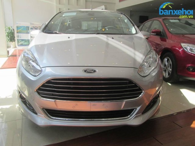 Xe Ford Fiesta S 2014