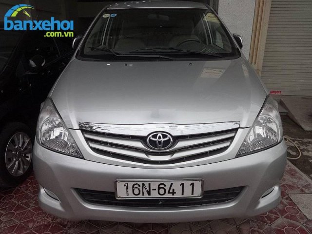 Xe Toyota Innova G 2010