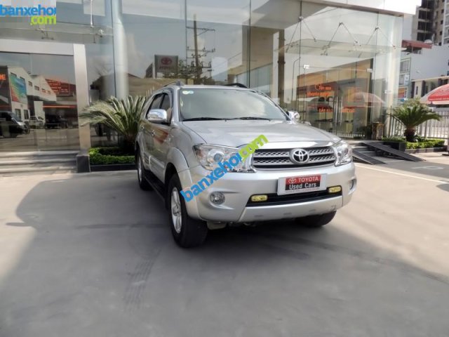 Xe Toyota Fortuner V 2009