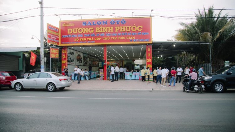 Salon ô tô Dương Bình Phước