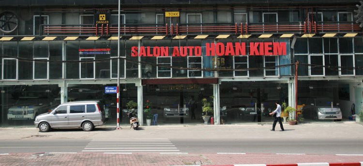 Salon Auto Hoàn Kiếm