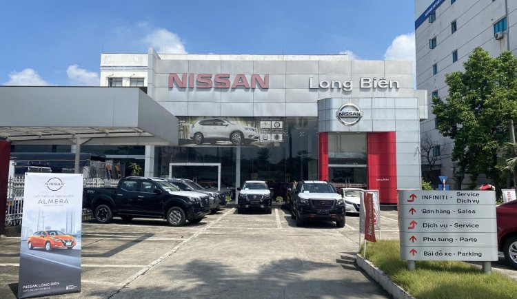 Nissan Long Biên