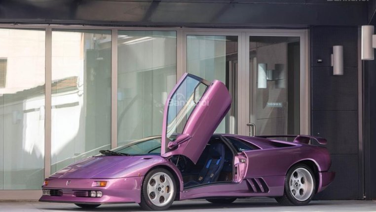 Mãn nhãn với xế độc Lamborghini Diablo bản đặc biệt màu tím hồng