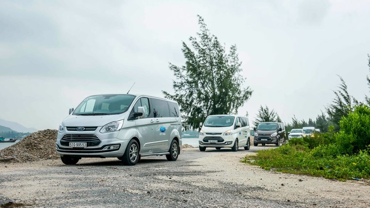 Ưu nhược điểm của Ford Tourneo từ góc nhìn của khách hàng