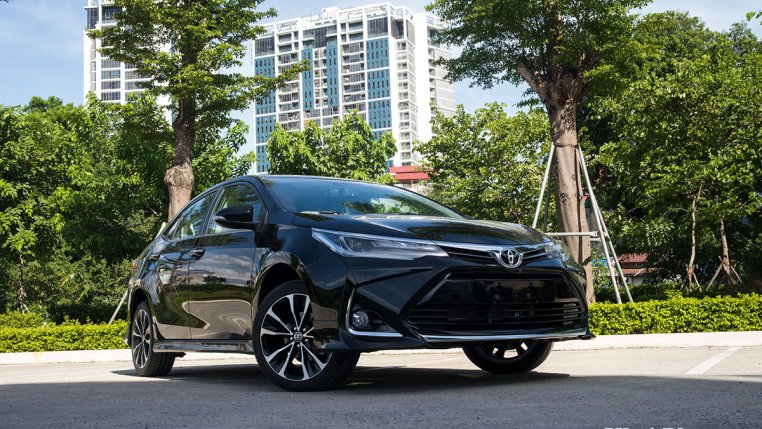 Đánh giá xe Toyota Corolla Altis 2020: Nâng cấp nhẹ, giảm giá bán