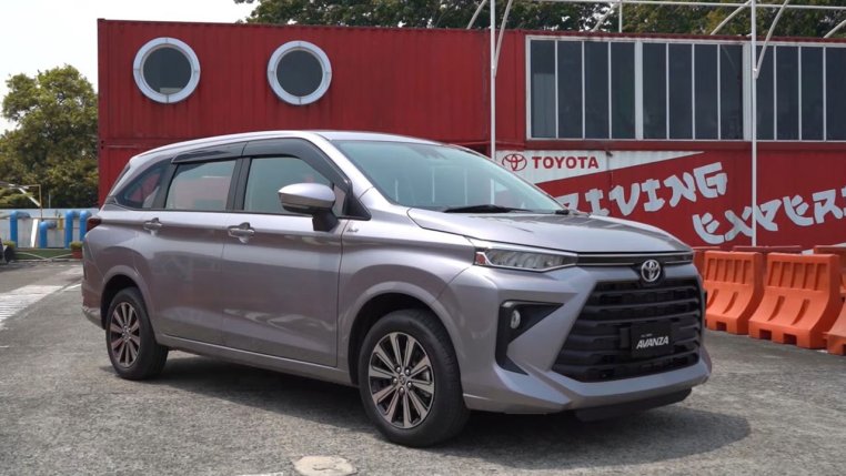 Read more about the article Chi tiết Toyota Avanza 2022 ‘bằng xương bằng thịt’, rộng cửa đấu Xpander