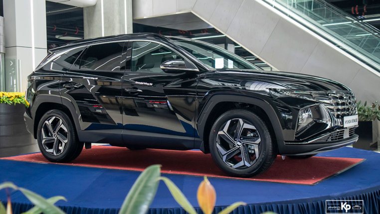 Read more about the article Cận cảnh Hyudai Tucson 1.6T 2022: Giá 1,020 tỷ, ngập option mà người dùng Honda CR-V, Mazda CX-5 ghen tỵ