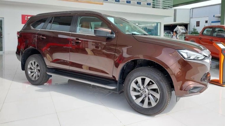 Read more about the article Ford Everest, Isuzu mu-X đều ra giá dự kiến hấp dẫn, phân khúc SUV 7 chỗ thêm phần ‘nóng hổi’