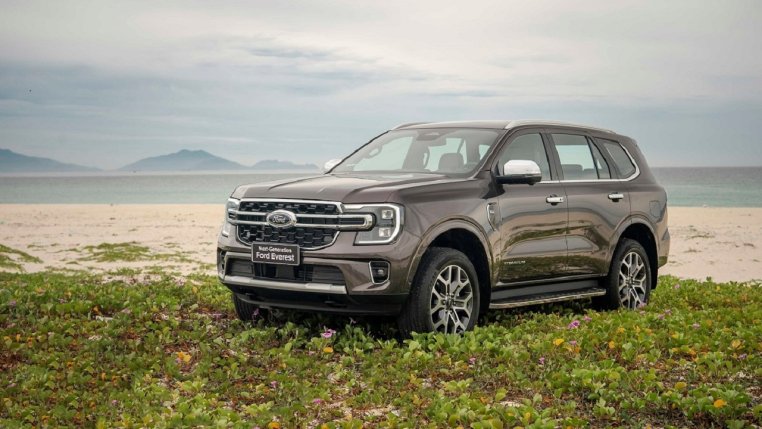 Đánh giá xe Ford Everest 2022: “Bom tấn” trong phân khúc SUV 7 chỗ hạng trung