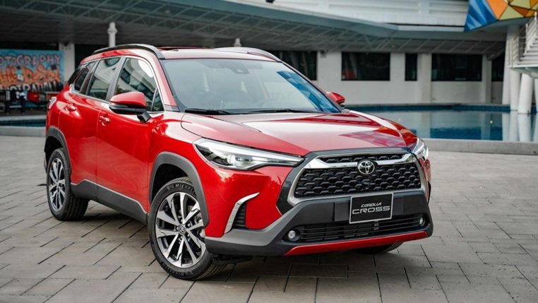 Top 10 Xe Bán Chạy Nhất Tháng 8/2022: Toyota Corolla Cross Thăng Hạng Vượt  Bậc