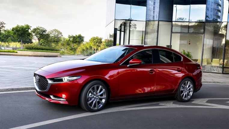 Read more about the article Phân khúc sedan hạng C tháng 11: Cuộc rượt đuổi sát sao giữa Mazda 3 và KIA K3 trên hành trình chiếm lĩnh ngai vương