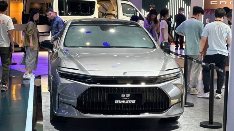 Read more about the article Có gì tại triển lãm ô tô lớn nhất thế giới – Shanghai MotorShow 2023?