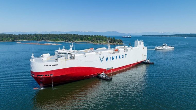 Read more about the article Vinfast tiếp tục đưa những lô xe VF 8 tới Canada