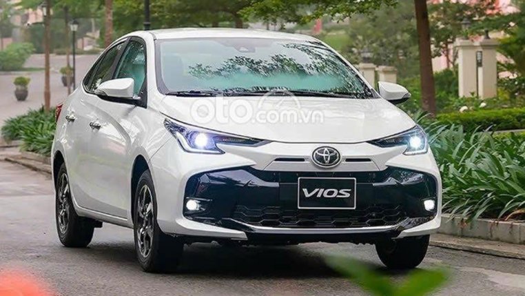Read more about the article Mở bán chưa lâu, Toyota Vios nâng cấp đã nhận ngay ưu đãi 50% phí trước bạ từ đại lý