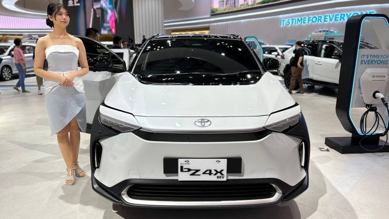 Read more about the article Khám phá Bz4x – Chiếc xe thuần điện đầu tiên của Toyota