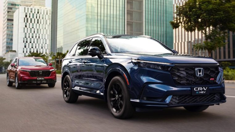 Read more about the article Chính sách bán xe Honda CR-V hybrid trái chiều giữa 2 miền Nam – Bắc: Nơi tặng quà – nơi ‘kèm lạc’