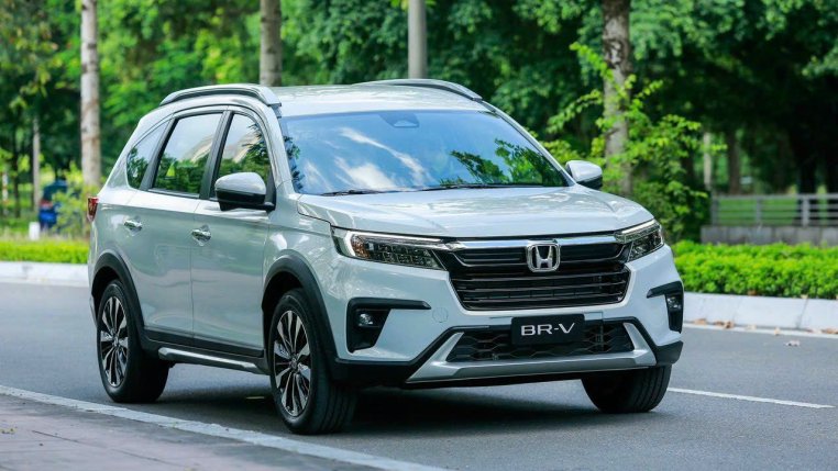 Read more about the article Honda BR-V tiếp tục được hỗ trợ 100% phí trước bạ, quyết giữ vững vị thế Top 10 xe bán chạy