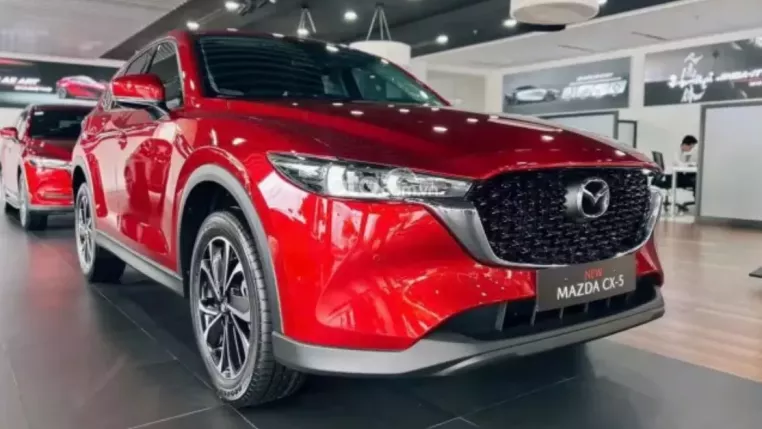 Read more about the article Top 10 xe bán chạy tháng 10: Mazda CX-5 dẫn đầu, Tucson và SantaFe leo rank sau giảm giá