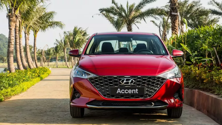 Read more about the article Phân khúc sedan cỡ B: Vios đe dọa giành lại ‘nghế nóng’ từ Hyundai Accent