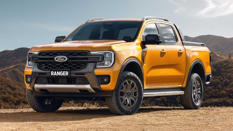 Top 10 best-selling cars in the first quarter of 2024: Ford Ranger leads, Suzuki XL7 appears unannounced