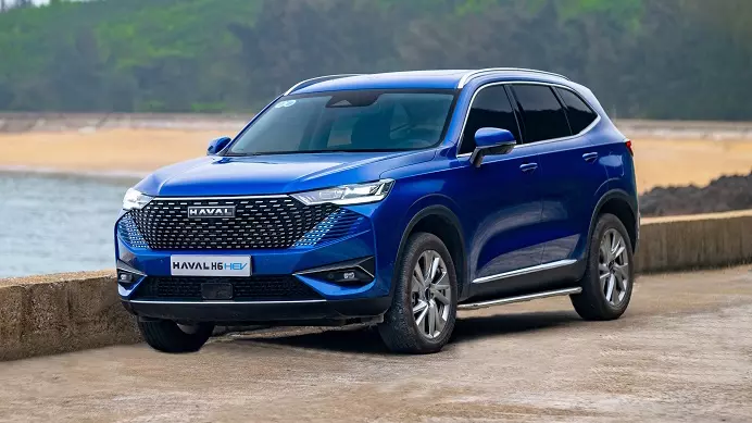 Haval H6 receives incentives up to 136 million VND on the occasion of the great holiday April 30 – May 1