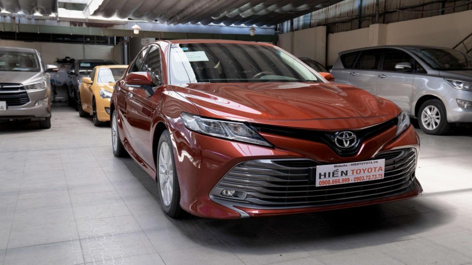 XE NGON GIÁ TỐT | TOYOTA CAMRY 2019 còn cực mới giá chưa đến 1 tỷ 10