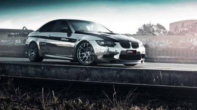 BMW M3 Coupe khoác lên mình bộ cánh mới bóng bẩy.