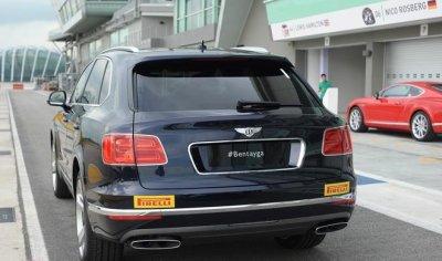 SUV hạng sang Bentley Bentayga sắp về Việt Nam 2