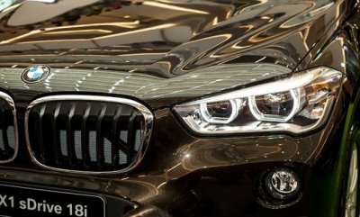 Soi chi tiết BMW X1 sDrive18i giá 1,7 tỷ Đồng tại Việt Nam a7