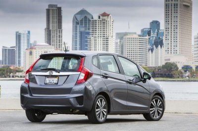 Honda Fit 2017 có giá từ 15.990 USD tại Mỹ a6