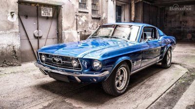 Xế cổ Ford Mustang 1967 lột xác qua tay độ Carlex Design.