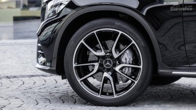 Mercedes-AMG GLC 43 Coupe 2017 lộ diện trước thềm triển lãm Paris 12 Mercedes-AMG GLC 43 Coupe 2017 lộ diện trước thềm triển lãm Paris A12