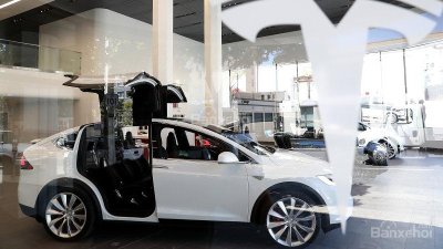 Các cảm biến an toàn cánh cửa trên Tesla Model X có thể đã bị vô hiệu hóa Các cảm biến an toàn cánh cửa trên Tesla Model X có thể đã bị vô hiệu hóa