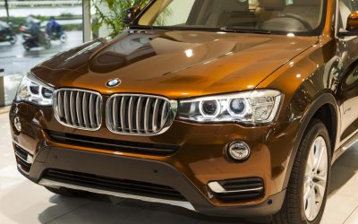 Thiết kế đầu xe BMW X3 phiên bản kỷ niệm 100 năm cho cảm giác sang trọng, rộng rãi Thiết kế đầu xe BMW X3 phiên bản kỷ niệm 100 năm cho cảm giác sang trọng, rộng rãi.
