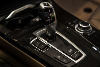 BMW X3 được trang bị hộp số 8 cấp BMW X3 được trang bị hộp số 8 cấp.
