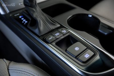 Hyundai Sonata Plug-in Hybrid 2017 có giá khởi điểm 35.435 USD 10 Hyundai Sonata Plug-in Hybrid 2017 có giá khởi điểm 35.435 USD 10