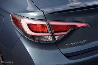 Hyundai Sonata Plug-in Hybrid 2017 có giá khởi điểm 35.435 USD 15 Hyundai Sonata Plug-in Hybrid 2017 có giá khởi điểm 35.435 USD 15