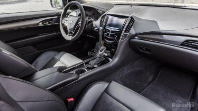 Xế độ Cadillac ATS-V Coupe bí ẩn và mạnh mẽ hơn6 Xế độ Cadillac ATS-V Coupe bí ẩn và mạnh mẽ hơn 6