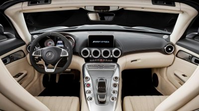 Bộ đôi Mercedes-AMG GT và GT C Roadster chính thức ra mắt 18 Bộ đôi Mercedes-AMG GT và GT C Roadster chính thức ra mắt a18