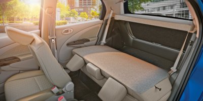 Toyota Etios 2016 ra mắt Ấn Độ, giá chỉ 175 triệu đồng Toyota Etios 2016 ra mắt Ấn Độ, giá chỉ 175 triệu đồng 7