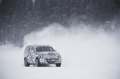 Cận cảnh Land Rover Discovery 2017 trước ngày ra mắt triển lãm Paris 14 Cận cảnh Land Rover Discovery 2017 trước ngày ra mắt triển lãm Paris a14
