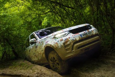 Cận cảnh Land Rover Discovery 2017 trước ngày ra mắt triển lãm Paris 6 Cận cảnh Land Rover Discovery 2017 trước ngày ra mắt triển lãm Paris a6