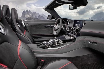 Bộ đôi Mercedes-AMG GT và GT C Roadster chính thức ra mắt 21 Bộ đôi Mercedes-AMG GT và GT C Roadster chính thức ra mắt a21