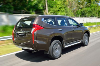 Mitsubishi Pajero Sport sẽ lộ diện tại triển lãm Vietnam Motor Show 2016 7 Mitsubishi Pajero Sport sẽ lộ diện tại triển lãm Vietnam Motor Show 2016 a7