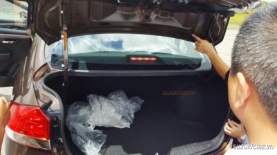 Suzuki Ciaz về Việt Nam, đợi thời cơ ra mắt Suzuki Ciaz về Việt Nam, đợi thời cơ ra mắt 4