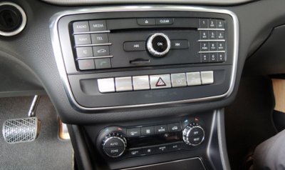 Mercedes CLA 200 cập bến Việt Nam, giá 1,5 tỷ Đồng Mercedes CLA 200 cập bến Việt Nam, giá 1,5 tỷ Đồng 11